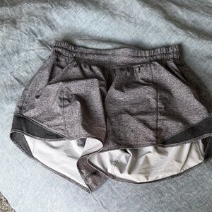 Lululemon hottie hot shorts in gray, size 6